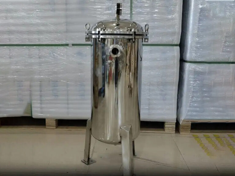 Stainless steel bag filter housing
