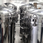 醸造所最終製品濾過ライン用フィルターハウジングのセットアップ